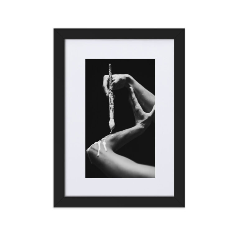 matte-paper-framed-poster-with-mat-cm-black-50x70-cm-transparent-67b4b7c1007a2